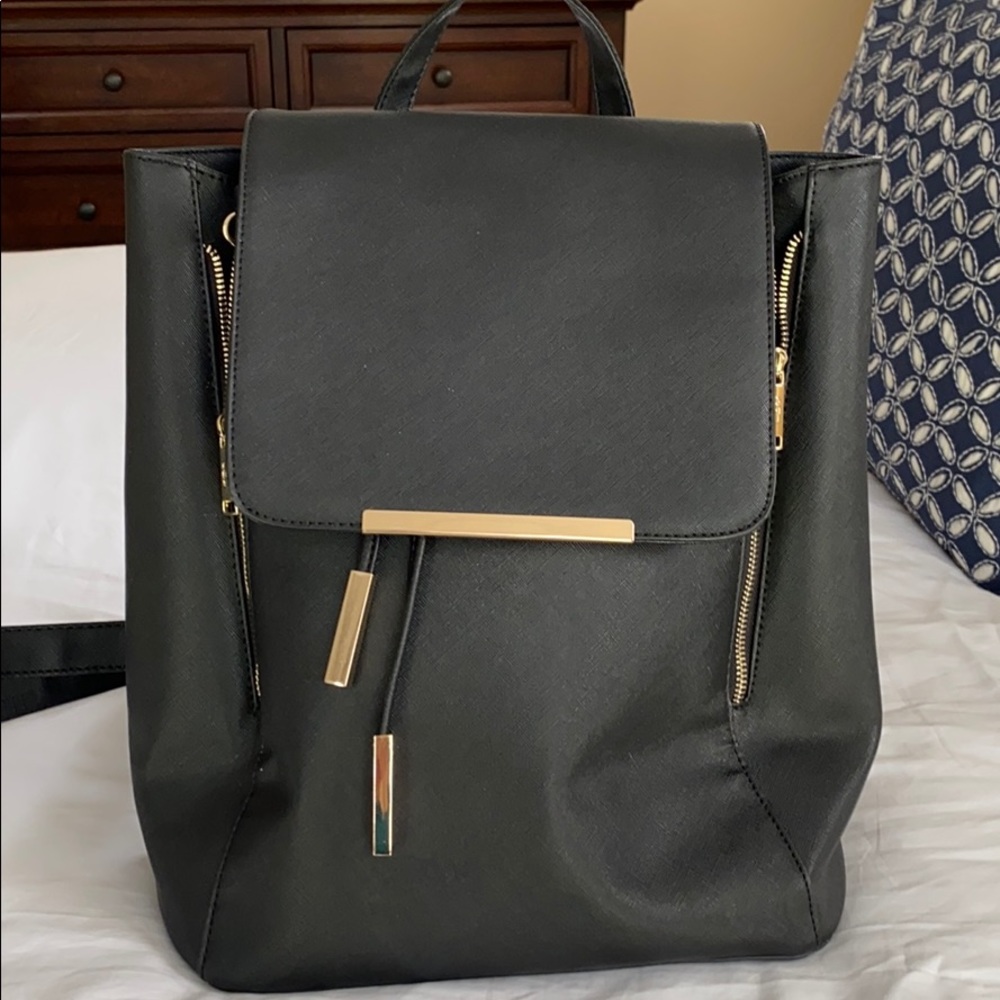 Like new Coofit bag in black